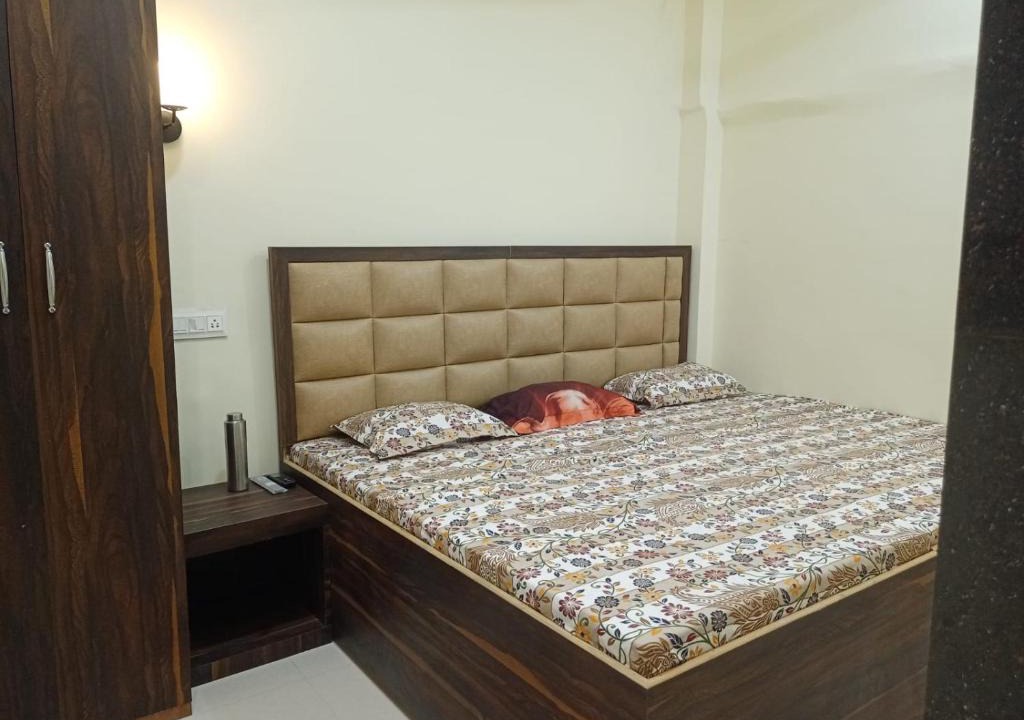 Deoghar Hotel | CHINTA HARAN REST HOUSE