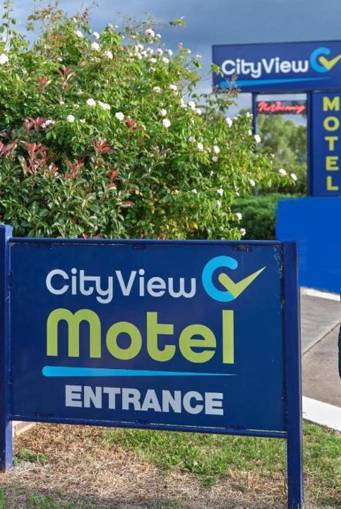 Warwick Hotel | City View Motel