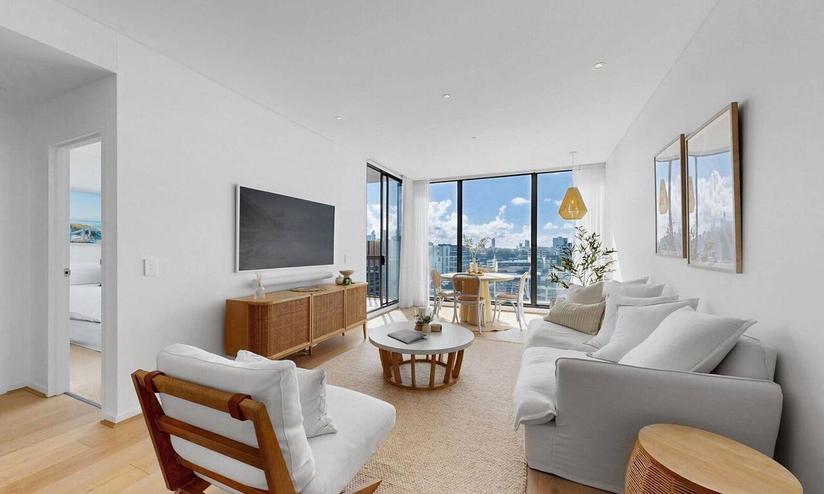 Waterloo Apartment | Cloud Top, Waterloo Hosted by: L'Abode