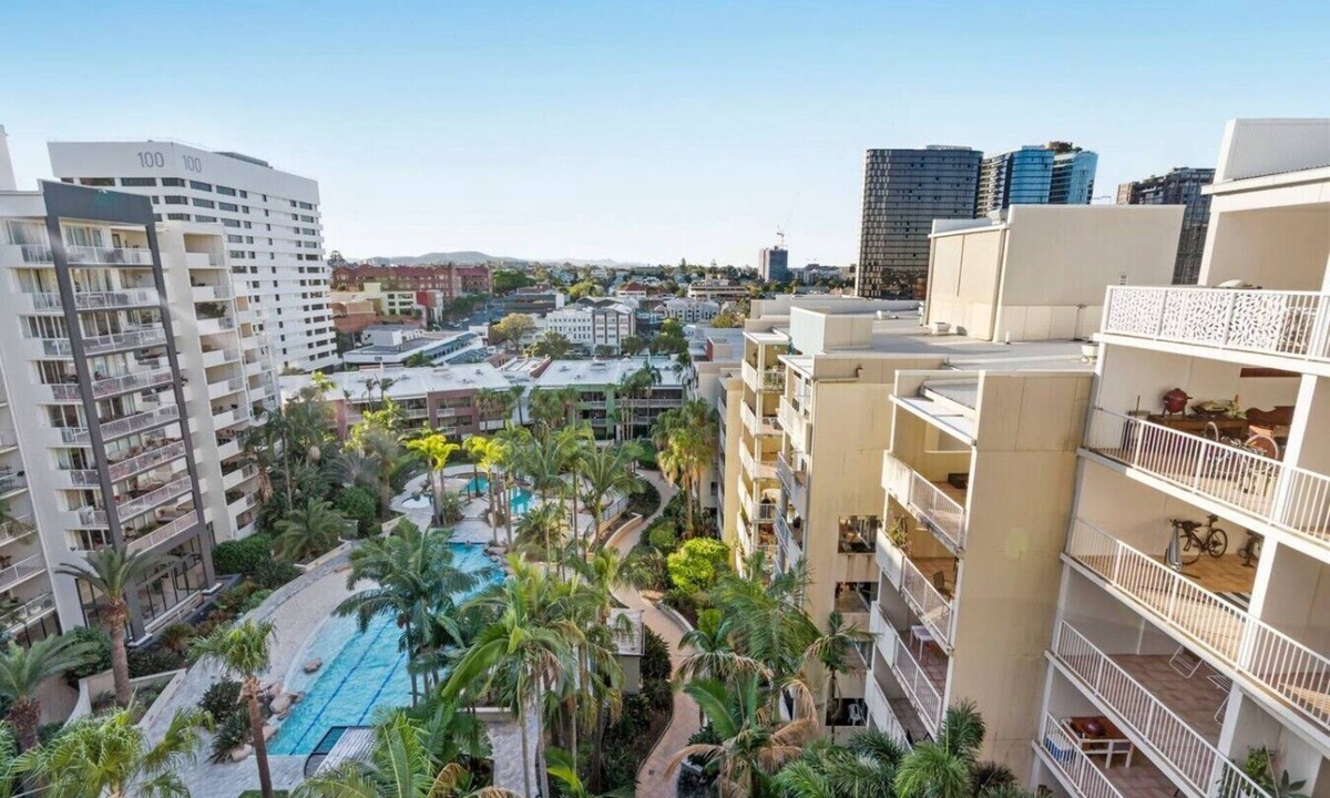 Fortitude Valley Apartment | Comfortable Stay in Vibrant Valley District