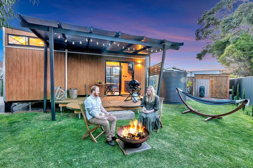 Port Willunga Cabin | Comfortable Tiny House Rental Perfect for Glamping in South Australia