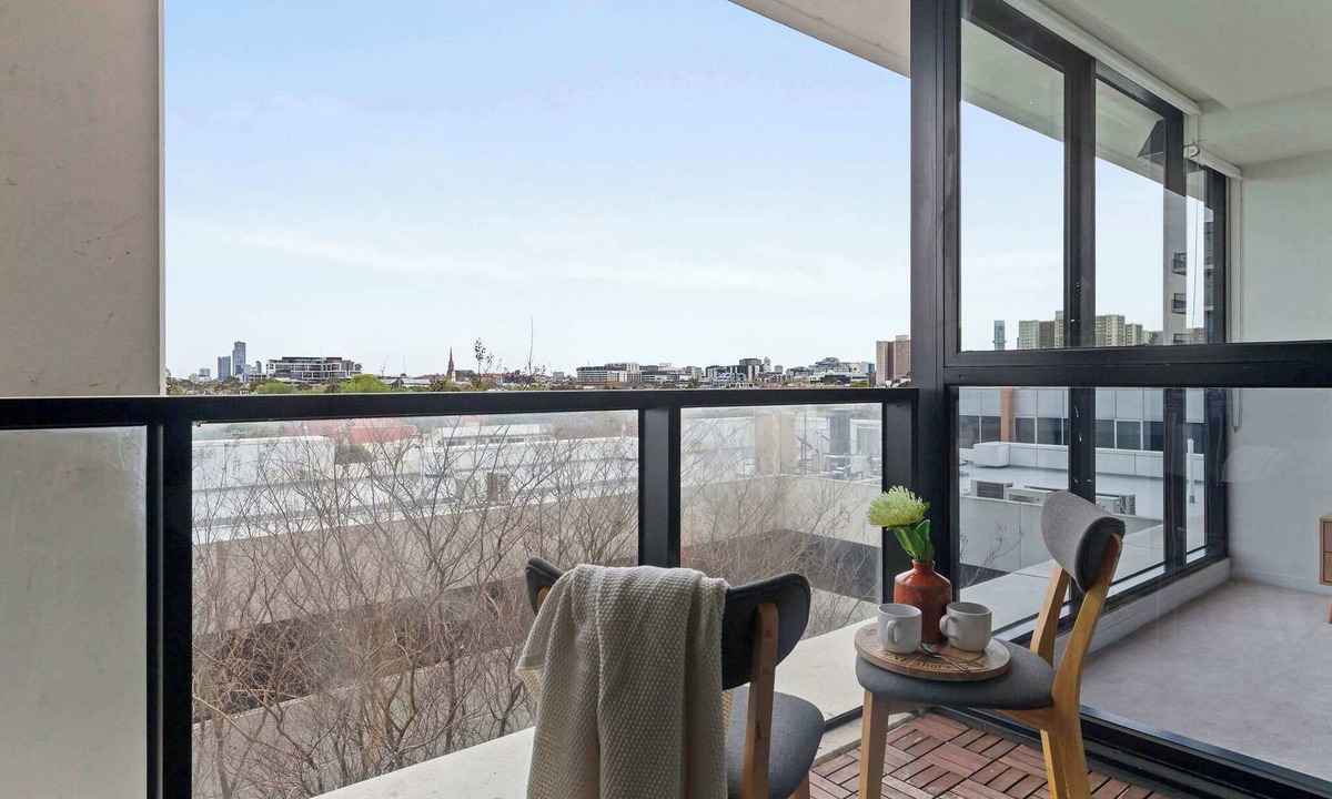 Abbotsford Apartment | Comfy 2BR Escape Beside the Yarra River