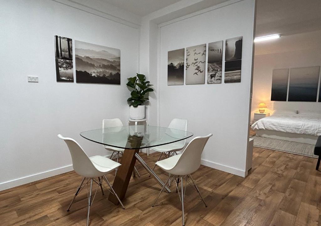 Como Apartment | Como Beach Apartments