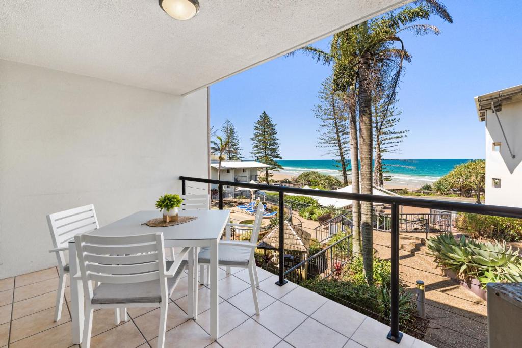 Coolum Beach Apartment | Coolum Beachside Apartment