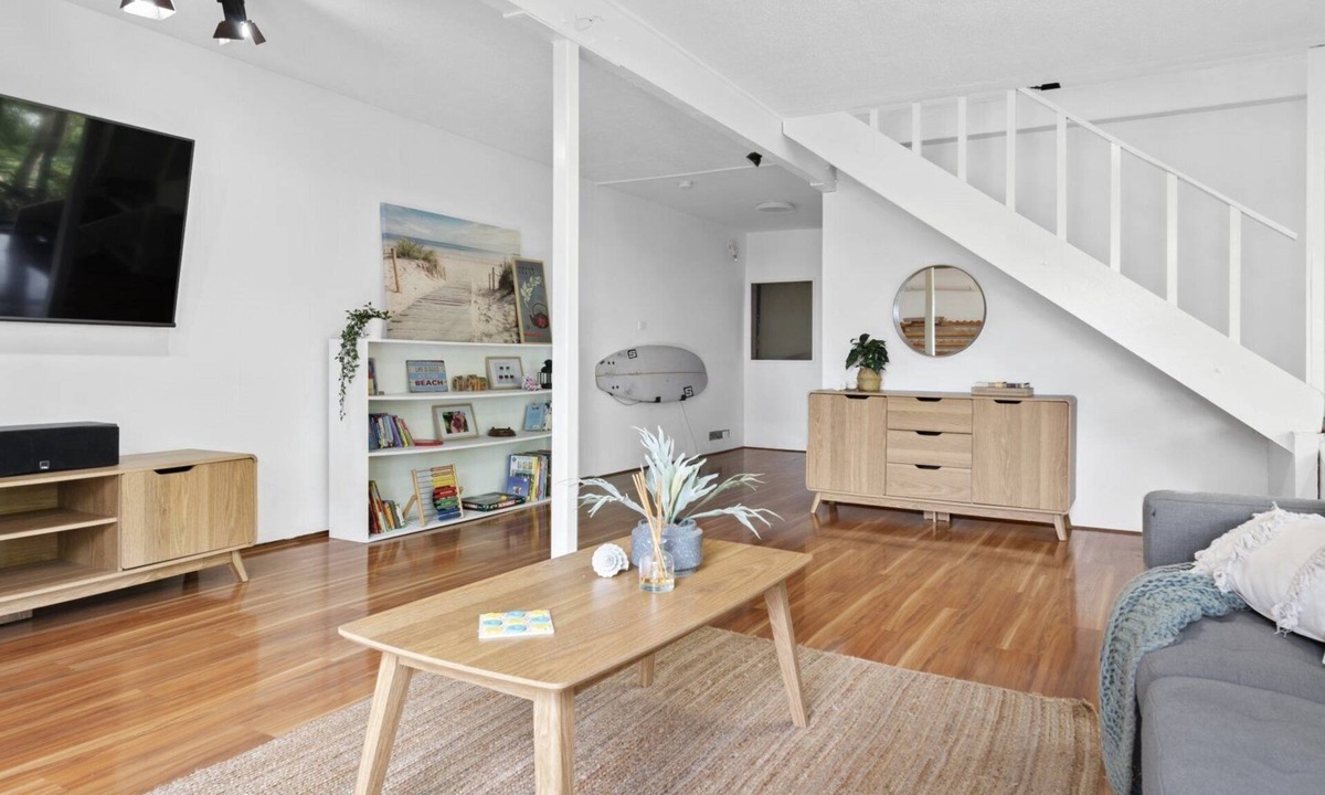 Copacabana House | COPACABANA TRANQUIL ESCAPE | Views, pet friendly on request | Accom Holidays