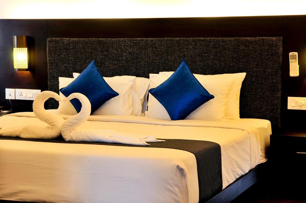 Kozhikode Hotel | Copper Folia