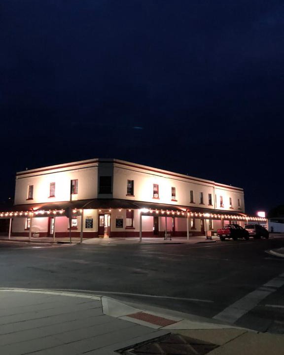 Wallaroo Hotel | Cornucopia hotel