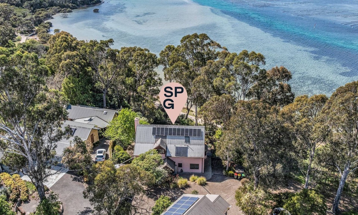 Merimbula House | Cornwall Cottage - Fantastic Lake View