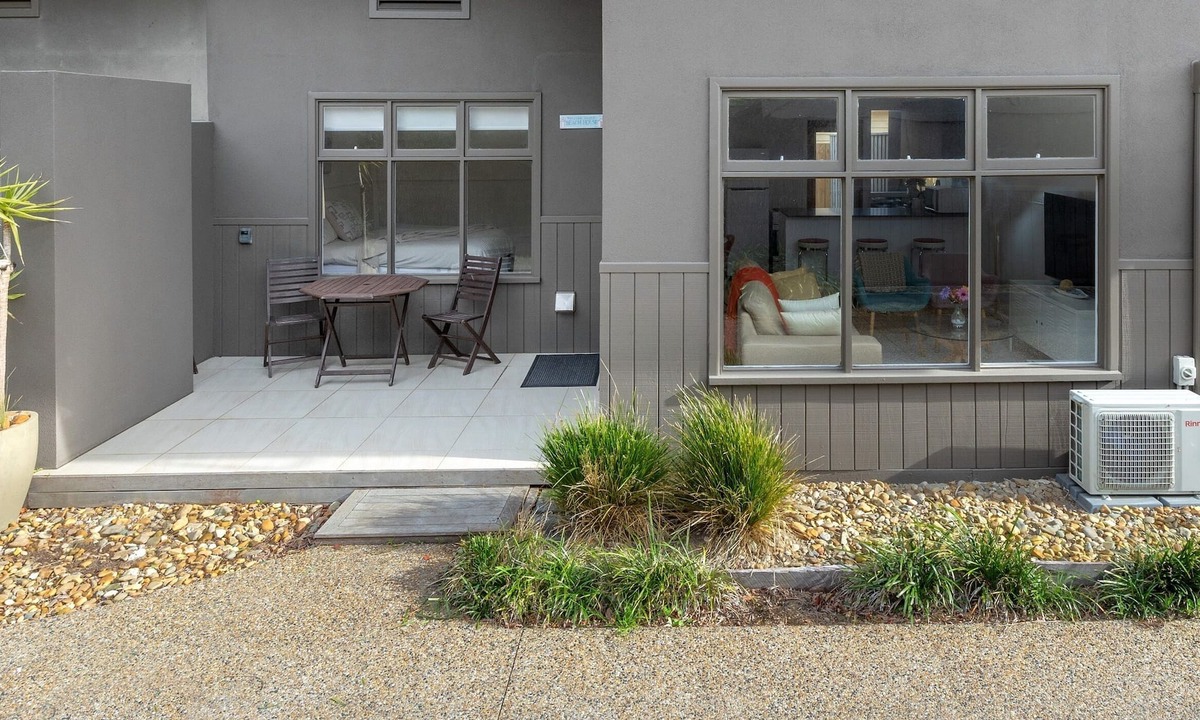 Capel Sound Apartment | Cosy Beach Unit - Capel Sound/Rosebud West - Short Walk to Beach - WIFI/Netflix