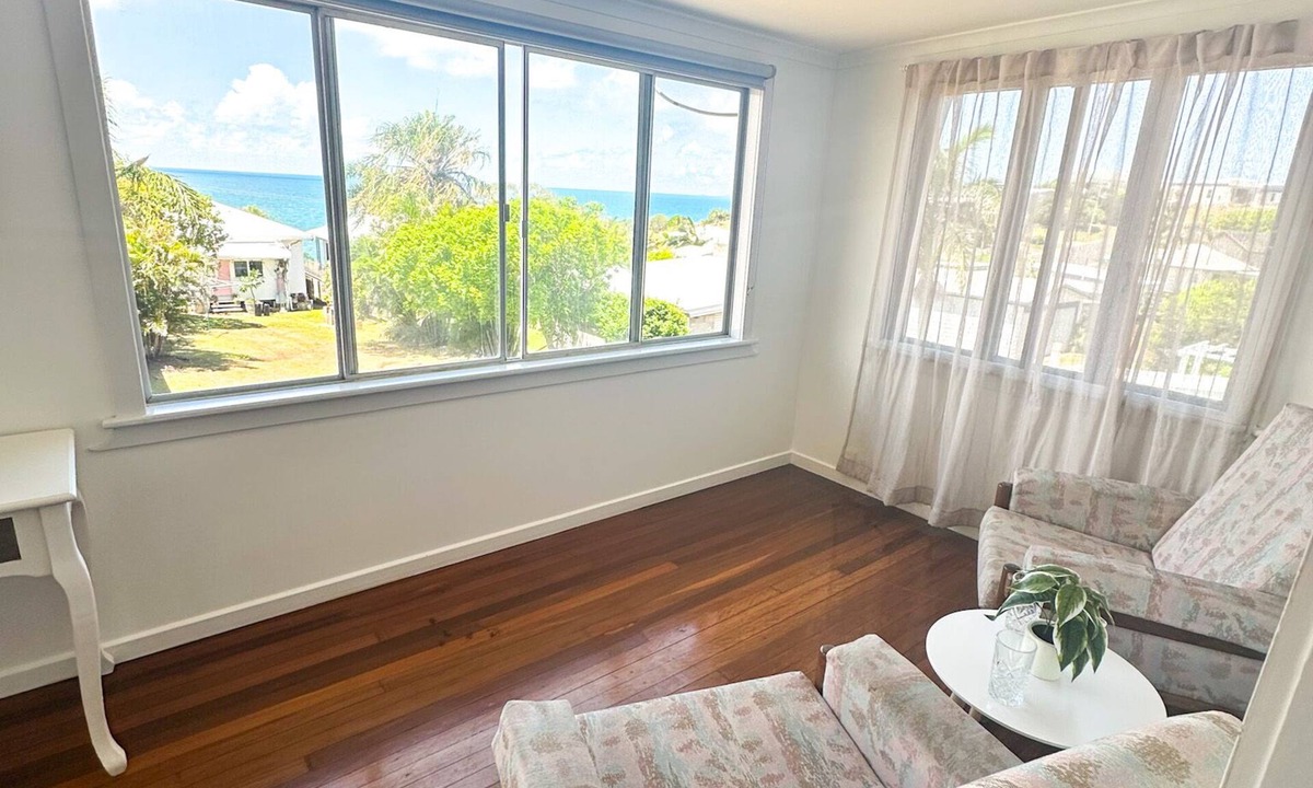 Cooee Bay Cottage | Cottage @ 33