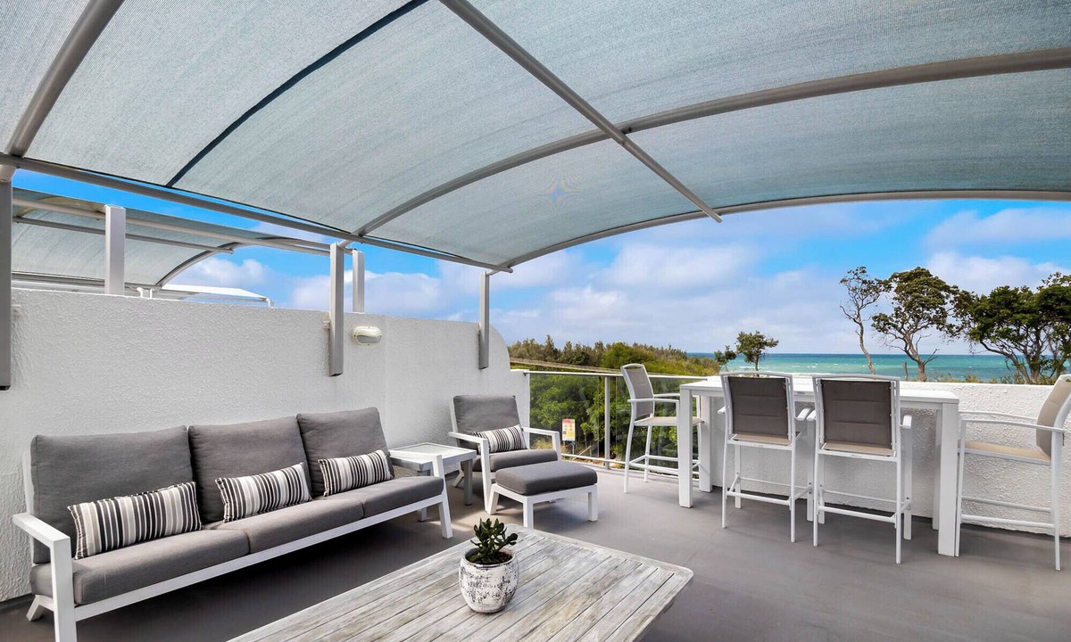 Maroochydore Apartment | Cotton Tree Beach Front 3 Bedroom Townhouse