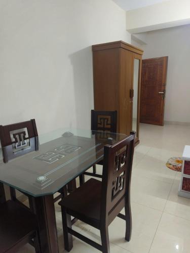 Dhaka Apartment | Couple Friendly Studio Apartment at Hajicamp near Airport