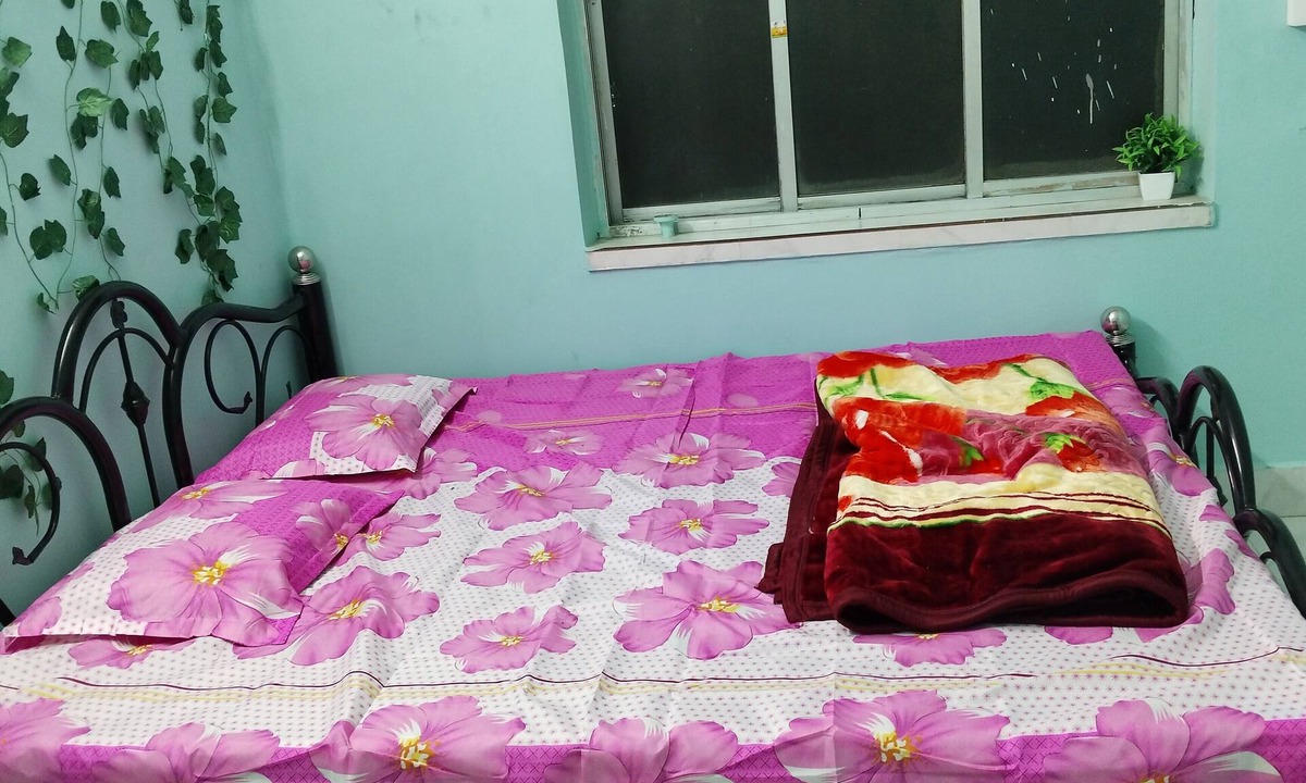Behala Apartment | Cozy 2-bedroom apartment with WiFi, AC in enjoyable Kolkata