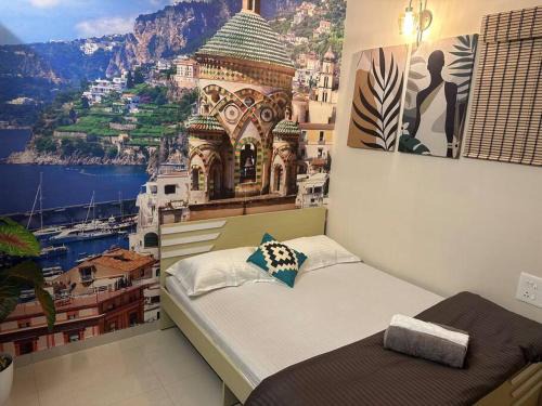 Koregaon Park Apartment | Cute Little Room in Koregaon Park WiFi AC Kitchenette