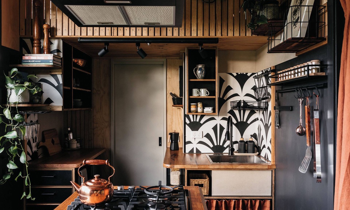 Red Hill South Cabin | Cute tiny home with bathing under the stars & stunning valley views