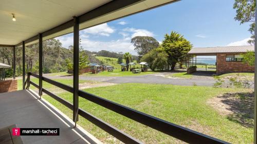 Barragga Bay House | Cuttagee Beach Cottage 3 - Tathra Bermagui Rd 3521
