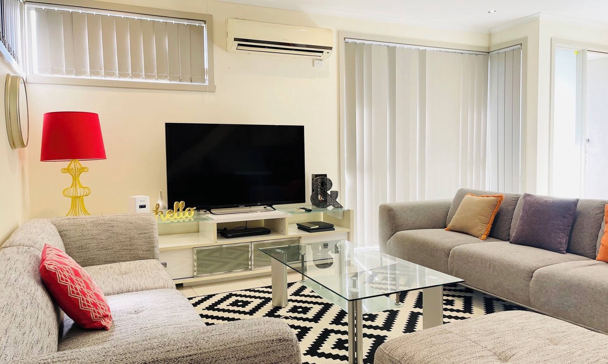 Maidstone House | D104 Winston Fresh Fantastic