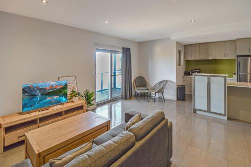 Port Hedland Apartment | Dashing Delight Stylish 1x1