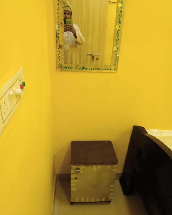 Taltala House | DELUXE GUEST ROOM ( UNDER FLAGSHIP OF DELUXE GUEST HOUSE)