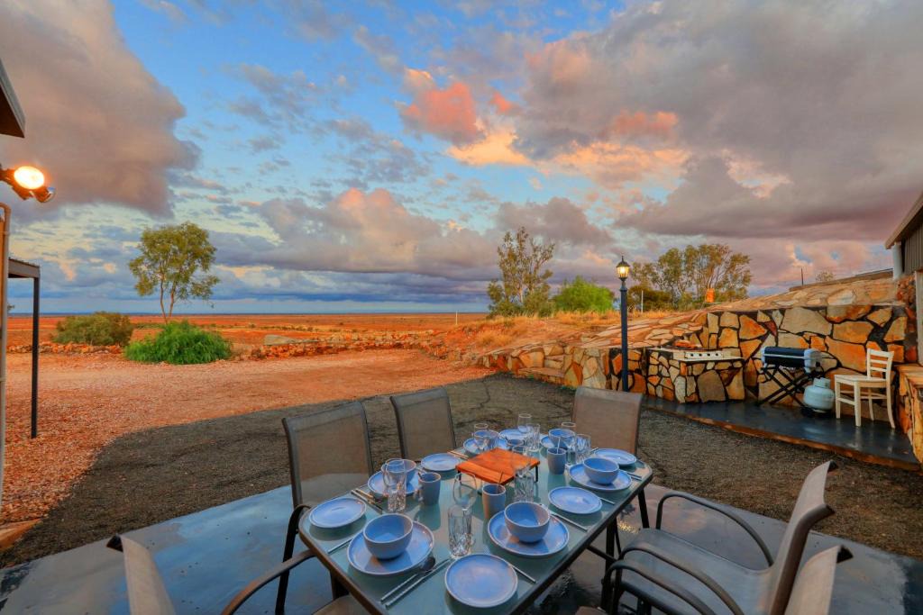 White Cliffs House | Desert Hideaway - White Cliffs