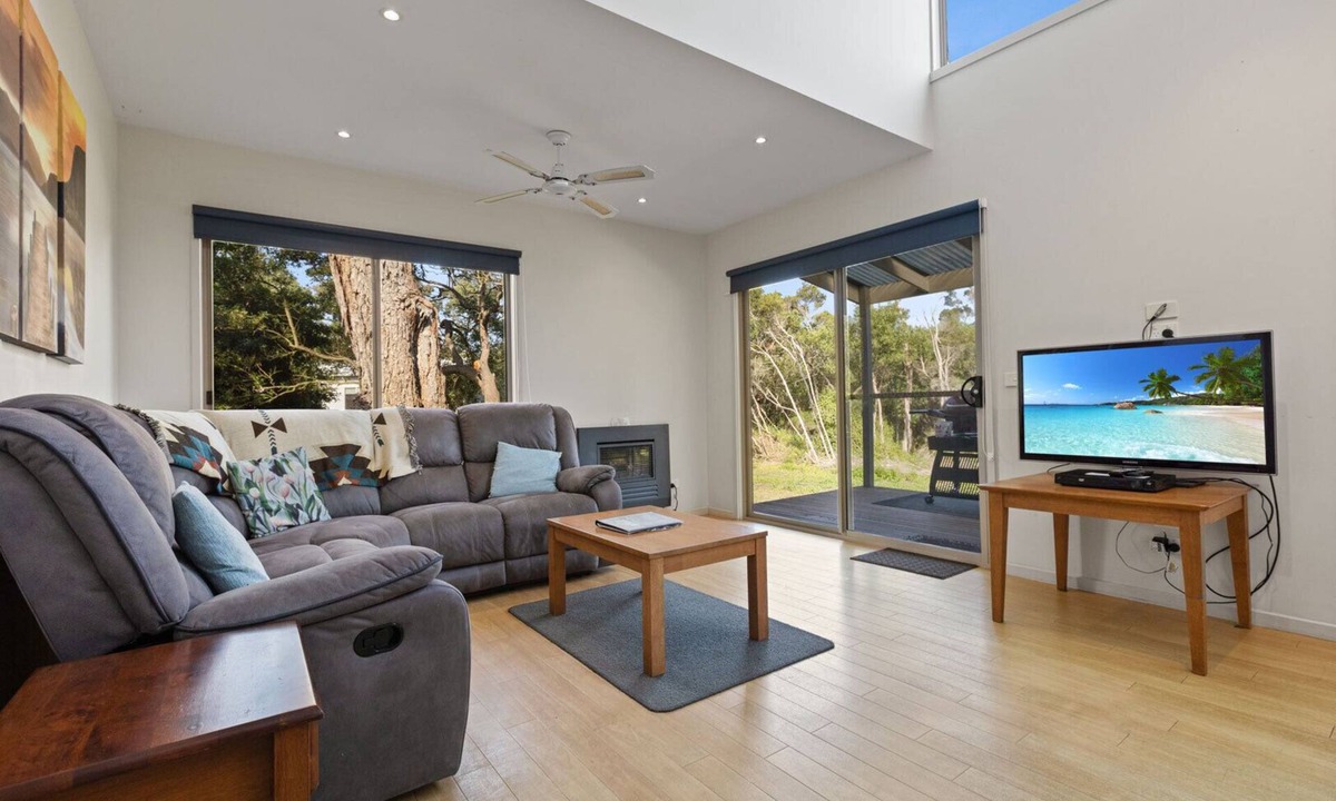 Forge Creek House | Despatch - Waterfront Retreat: Secluded lodges perfect for nature lovers