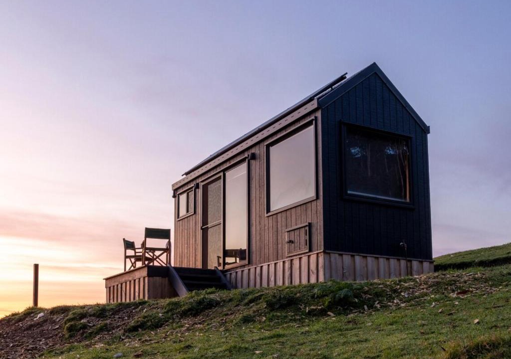 Hallston House | Disconnect in a Private Nature Cabin - Luen