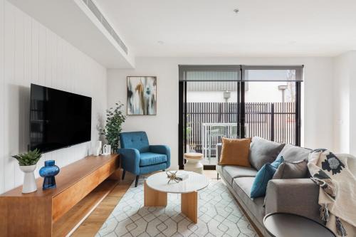 Elwood Apartment | Docker Street Apartments by Urban Rest