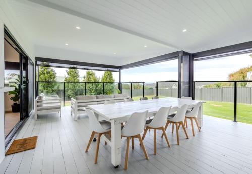 Mira Mar House | Driftaway, Albany