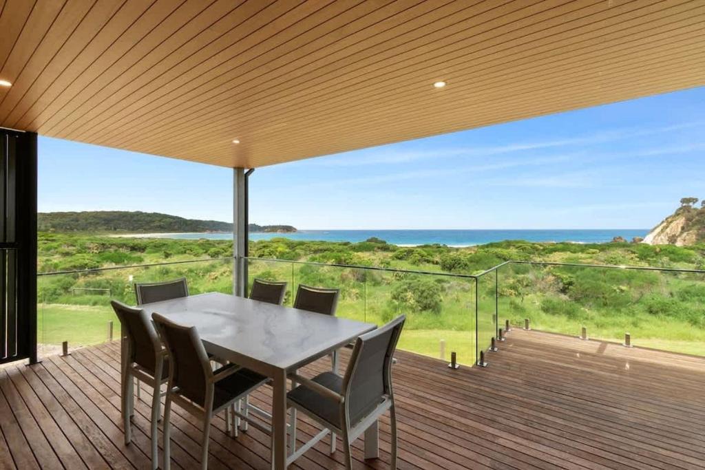 Tomakin House | Dunes at Tomakin