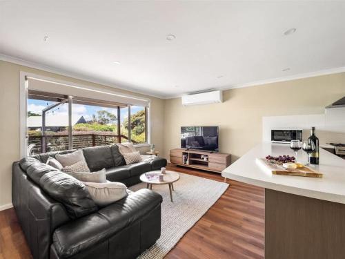 Eagle Bay House | Eagle Bay Beach House - 300m to the beach!