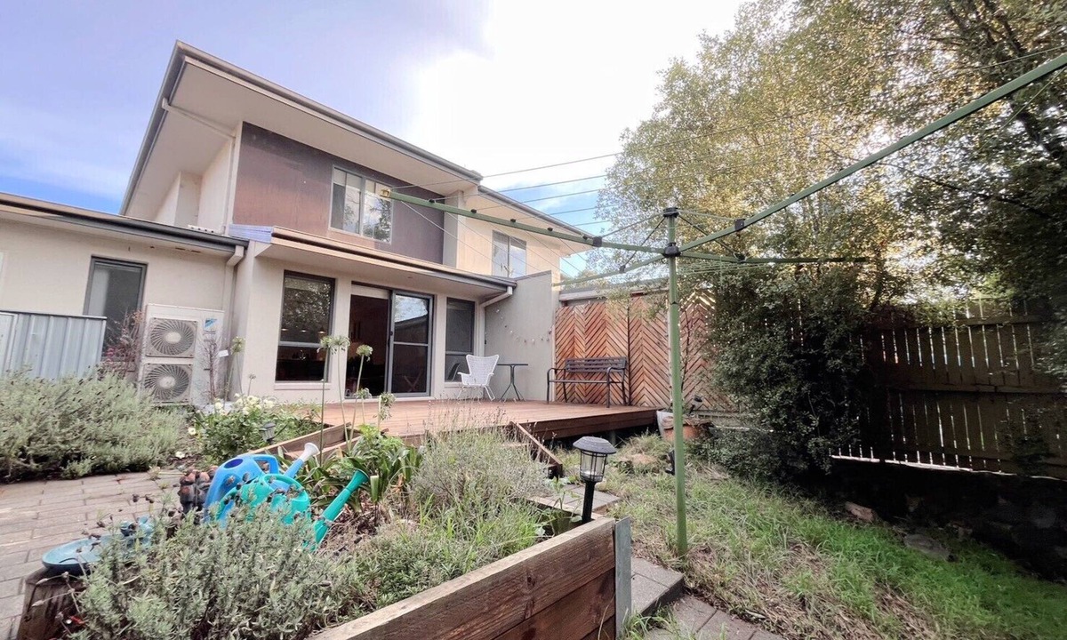 Watson House | Easy Garden with Bush surrounding Living. Free 2 Parking