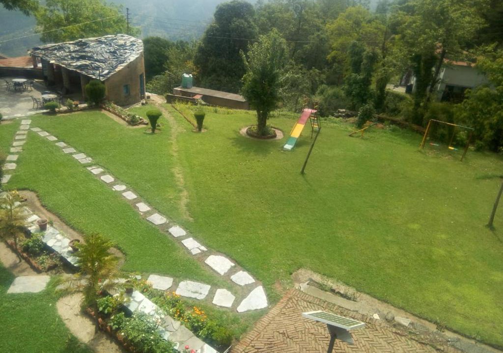 Kausani Cabin | Eco Lodge Chevron