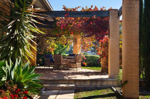 Elevated Plains House | El Camino