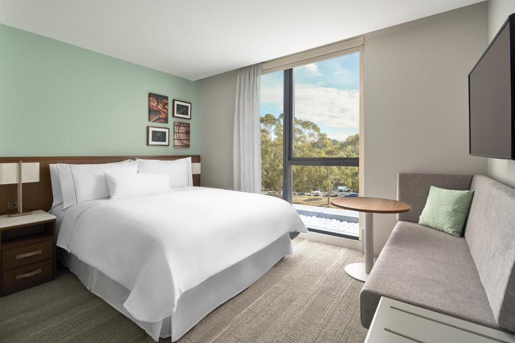 Burnley Hotel | Element by Marriott Melbourne Richmond
