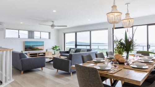 Fingal Bay House | Elevate at Fingal Bay
