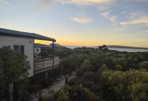 Ward Resort | Elliston Waterloo Bay Tourist Park