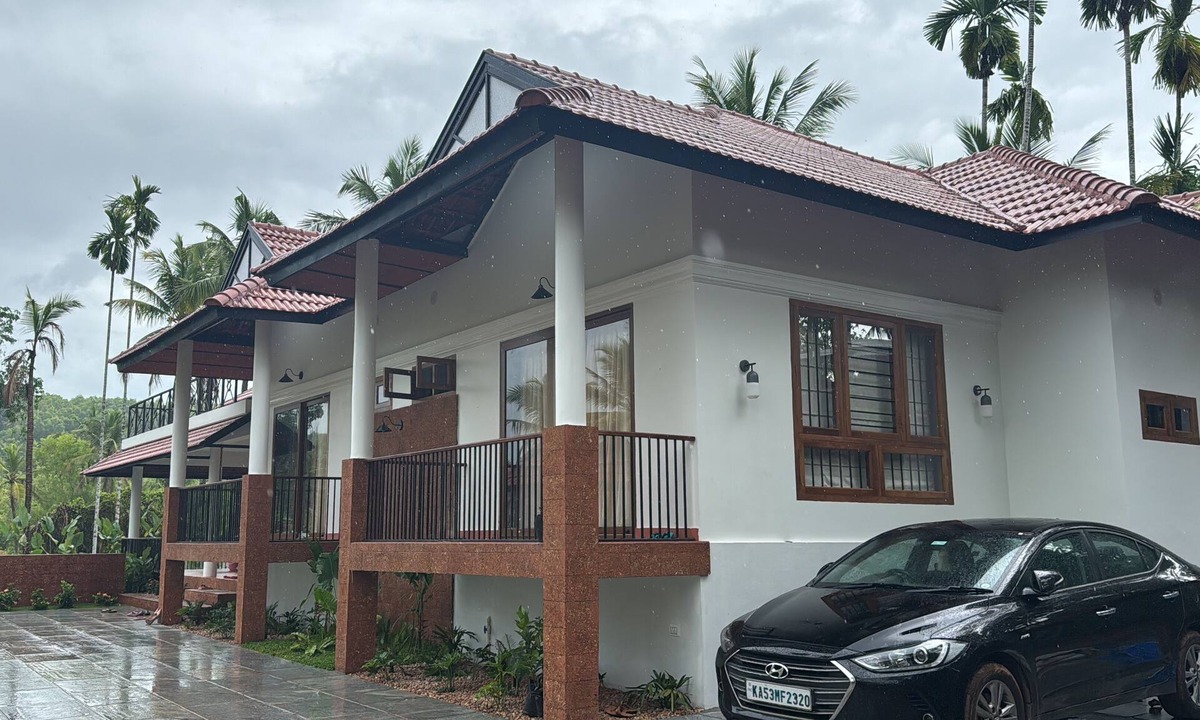 Mahe House | Enjoy the unique and Tranquil getaway…Theeram, spend time in Gods own country