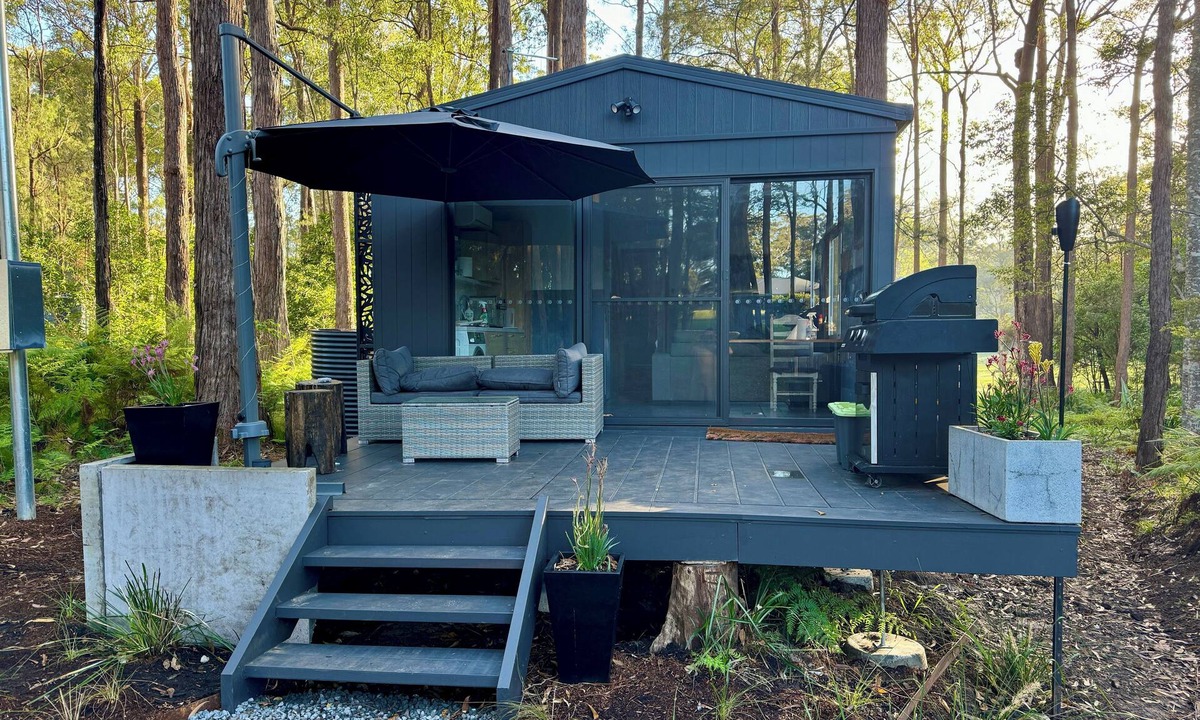 Thrumster Cabin | Entire Coastal cabin in private setting minutes from town with ample parking