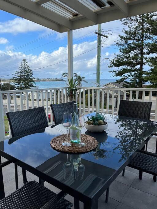 Shellharbour House | Entire home on the beach
