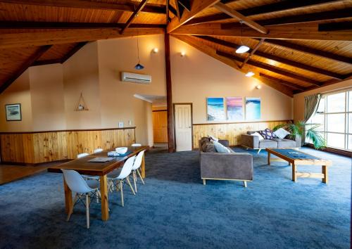 Esperance House | Esperance Foreshore Apartments