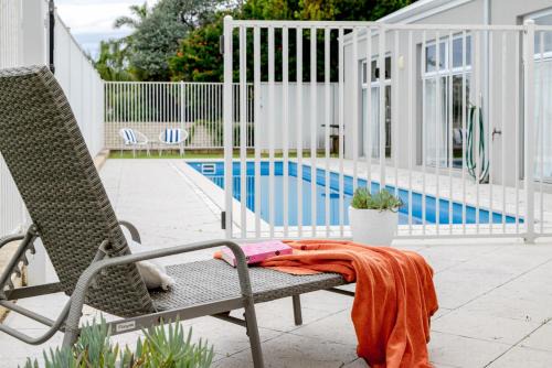 Dawesville House | Estuary Poolside Escape in Dawesville Mandurah
