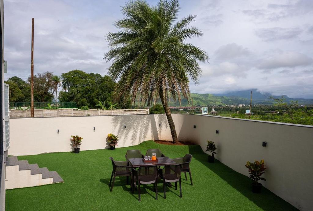 Igatpuri Hotel | Evara Sky Jacuzzi Villa