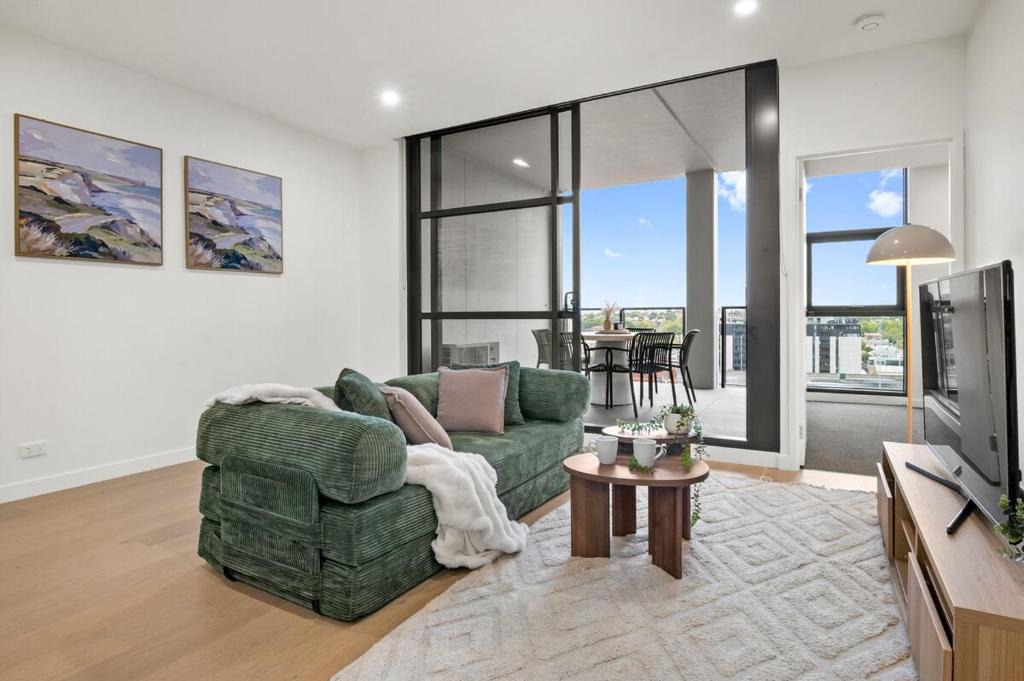 North Melbourne Apartment | Executive Stay North Melb 2BR Parking Gym
