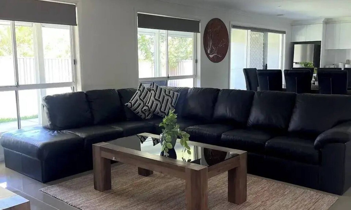 Boorooma Apartment | Experience Modern Luxury at Our Stylish Retreat