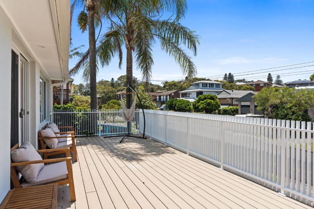 Forresters Beach House | Exquisite Beachside Luxury Resort Style Pool