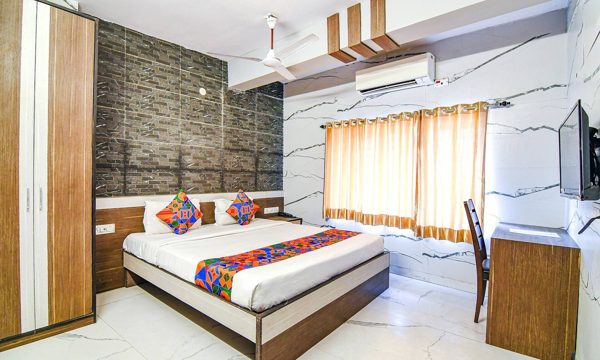 Sankrail Hotel | Fabexpress Subh Residency