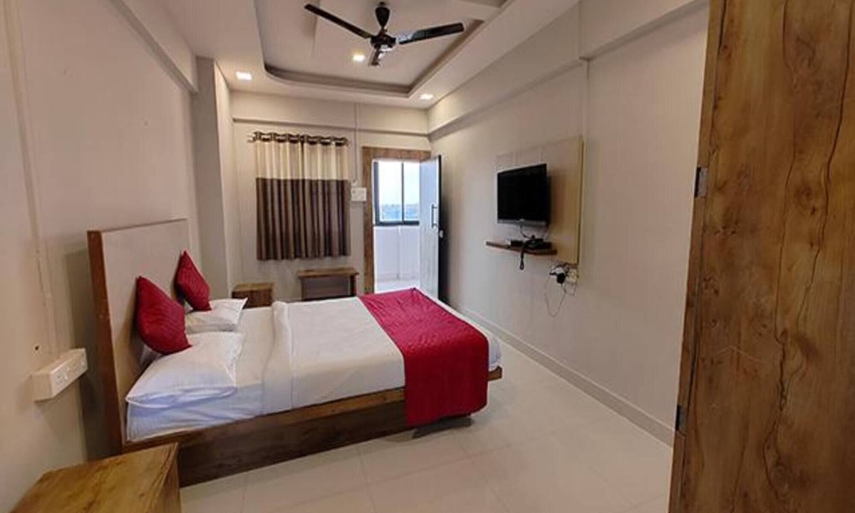 Central Pune Hotel | Fabhotel Ace Executive