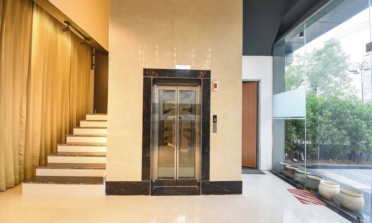 Gurugram Hotel | Fabhotel Sky I