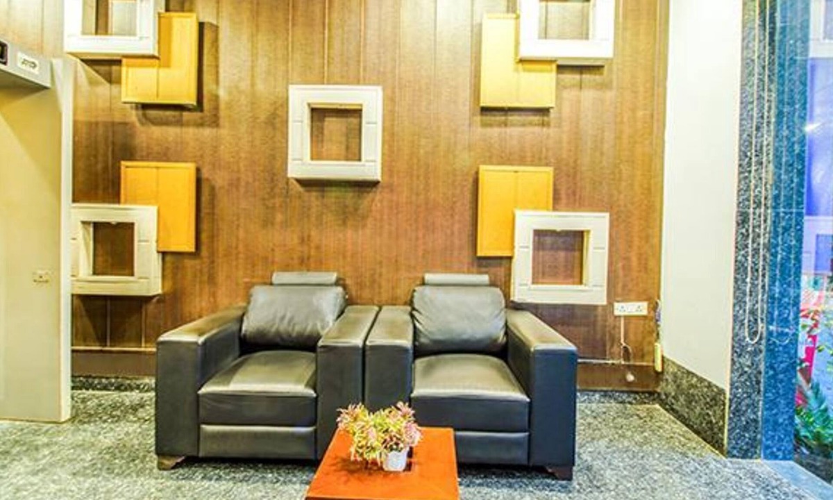 Mahipalpur Hotel | FabHotel Transit Delhi Airport