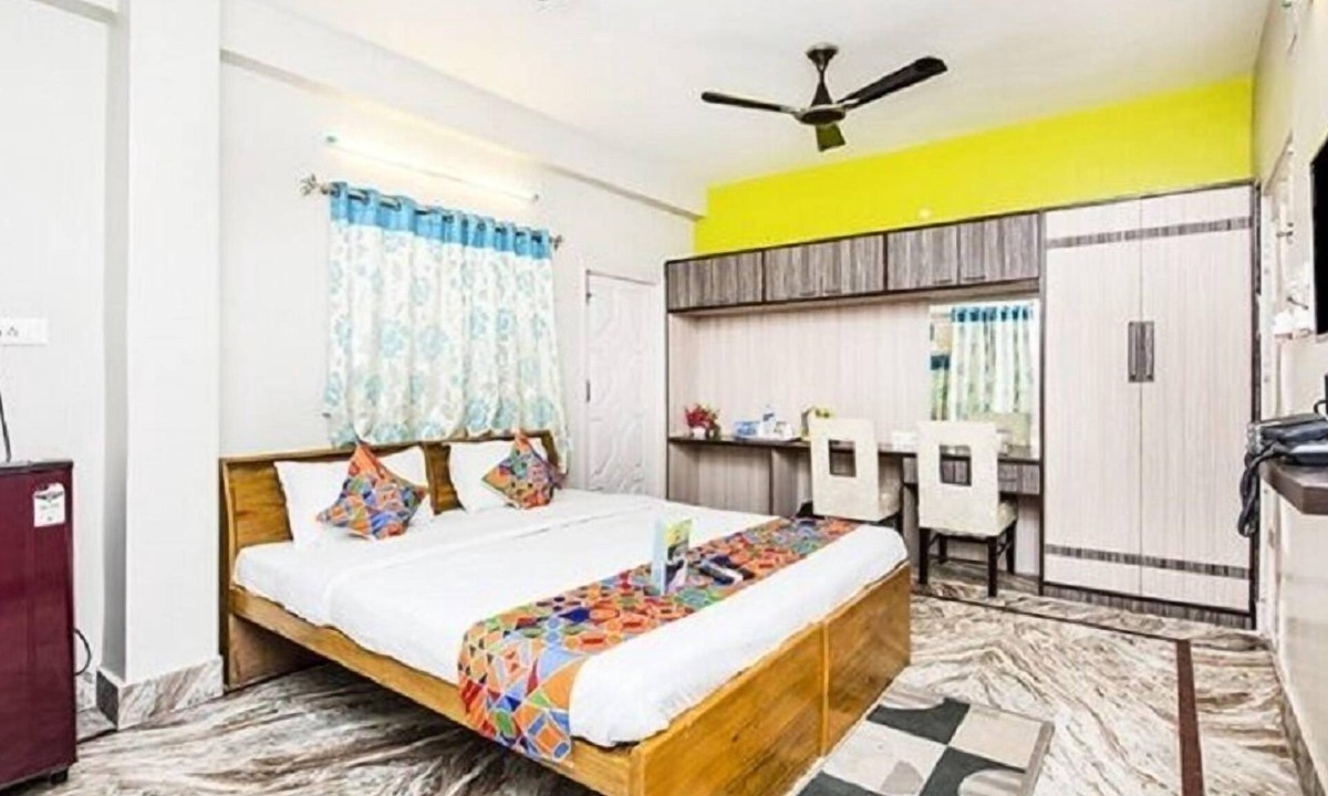 Sector 1 Hotel | FabHotel Transit Guest House